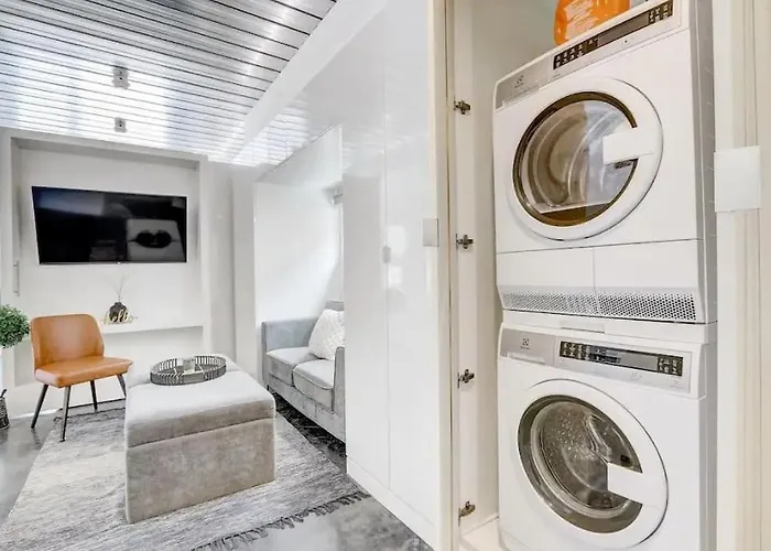 Kcm Mikros Smart Apartments 8